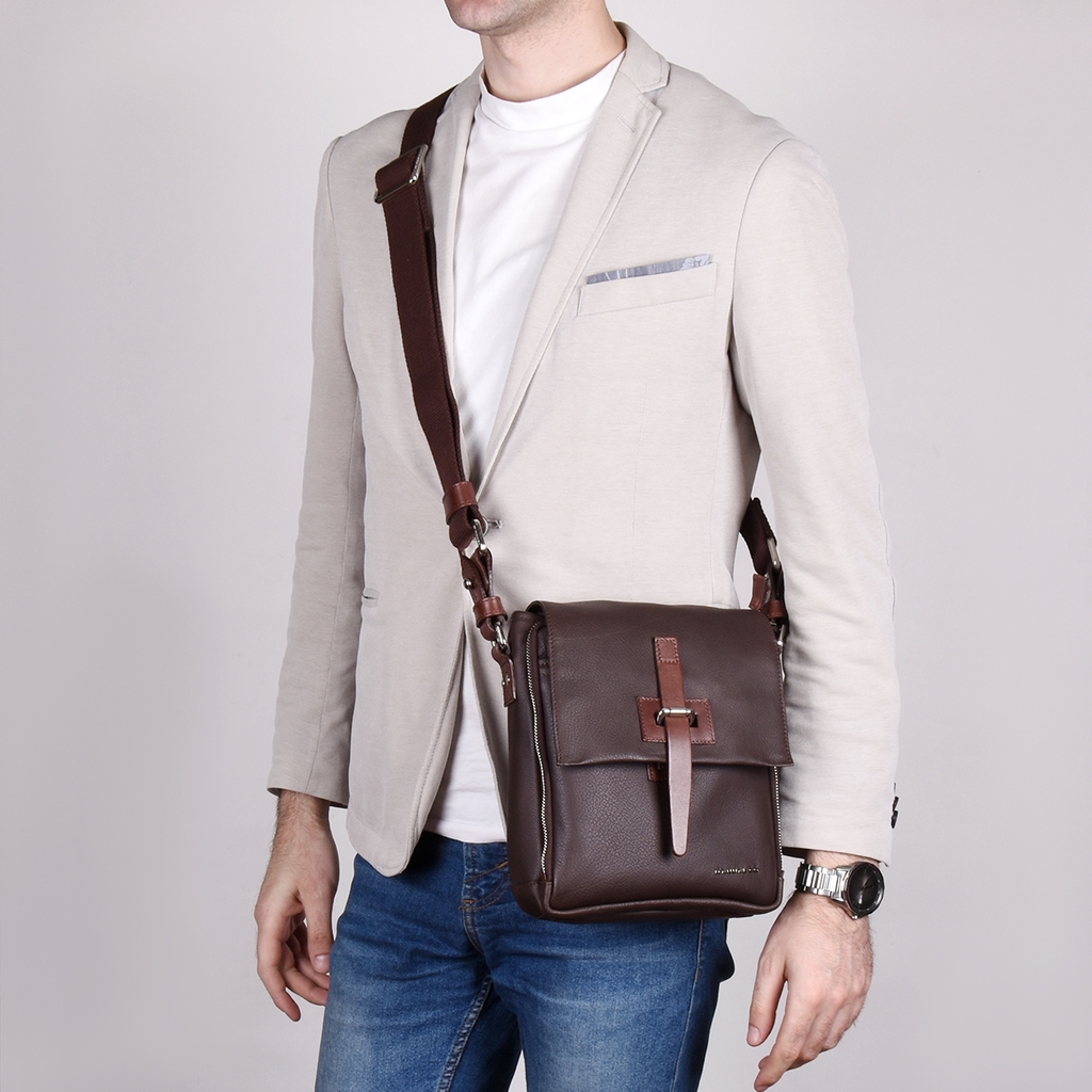 The Manual Co. Ташна