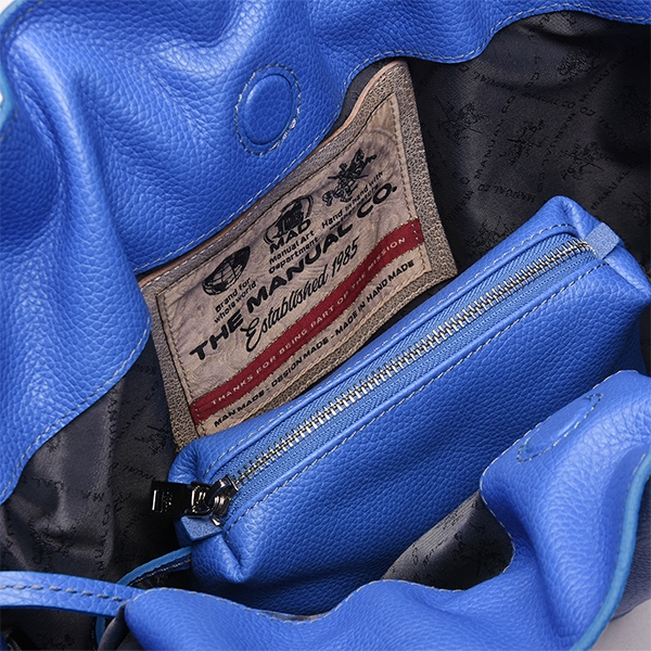 Manual Co. КОЖНА ТАШНА